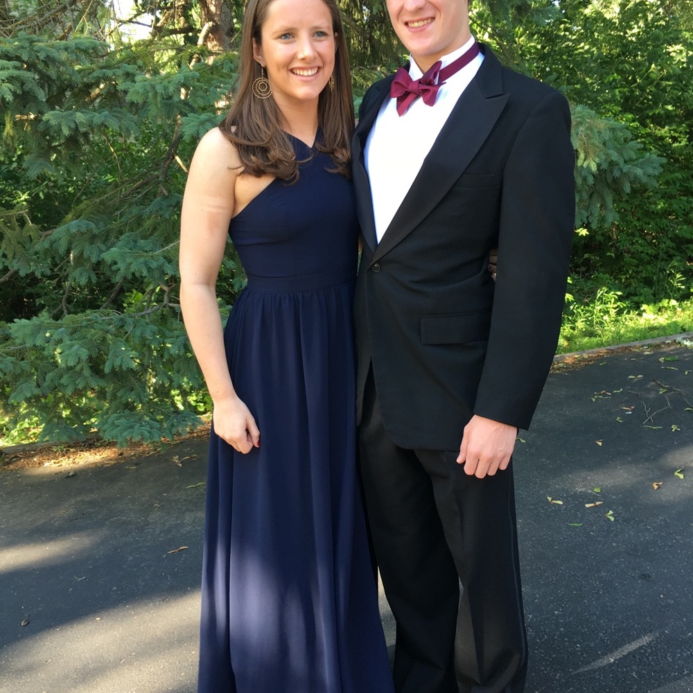 Lulu’s Formal Gown